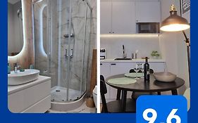 Vienna Apartment Nawrot